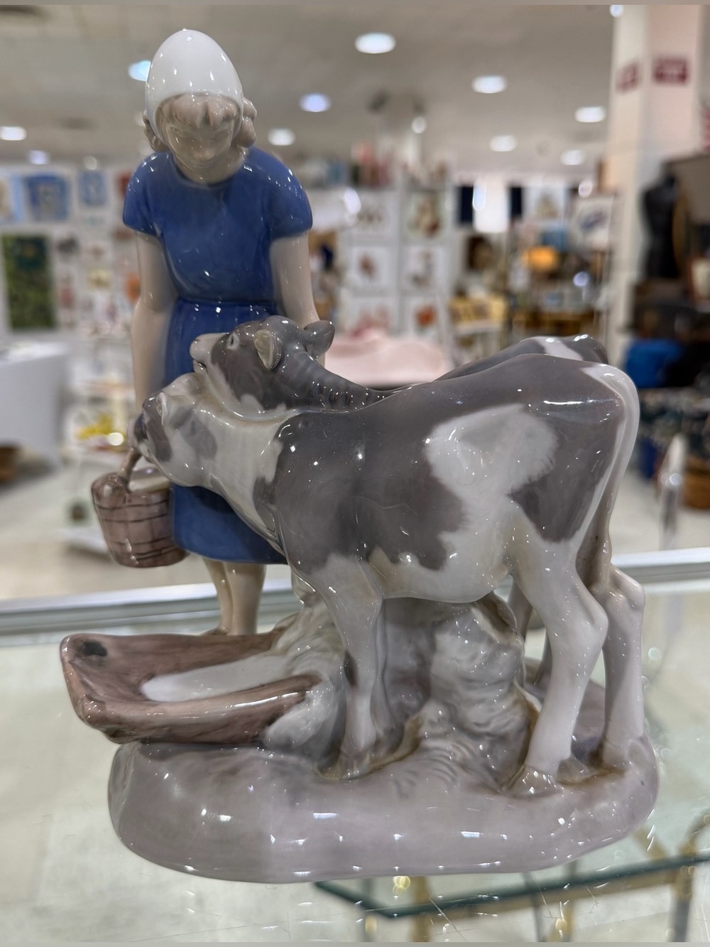 Vintage Bing & Grondahl B&G Axel Locher 2270 Girl with Calves Figurine SIGNED